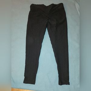 Black "booty leggings"